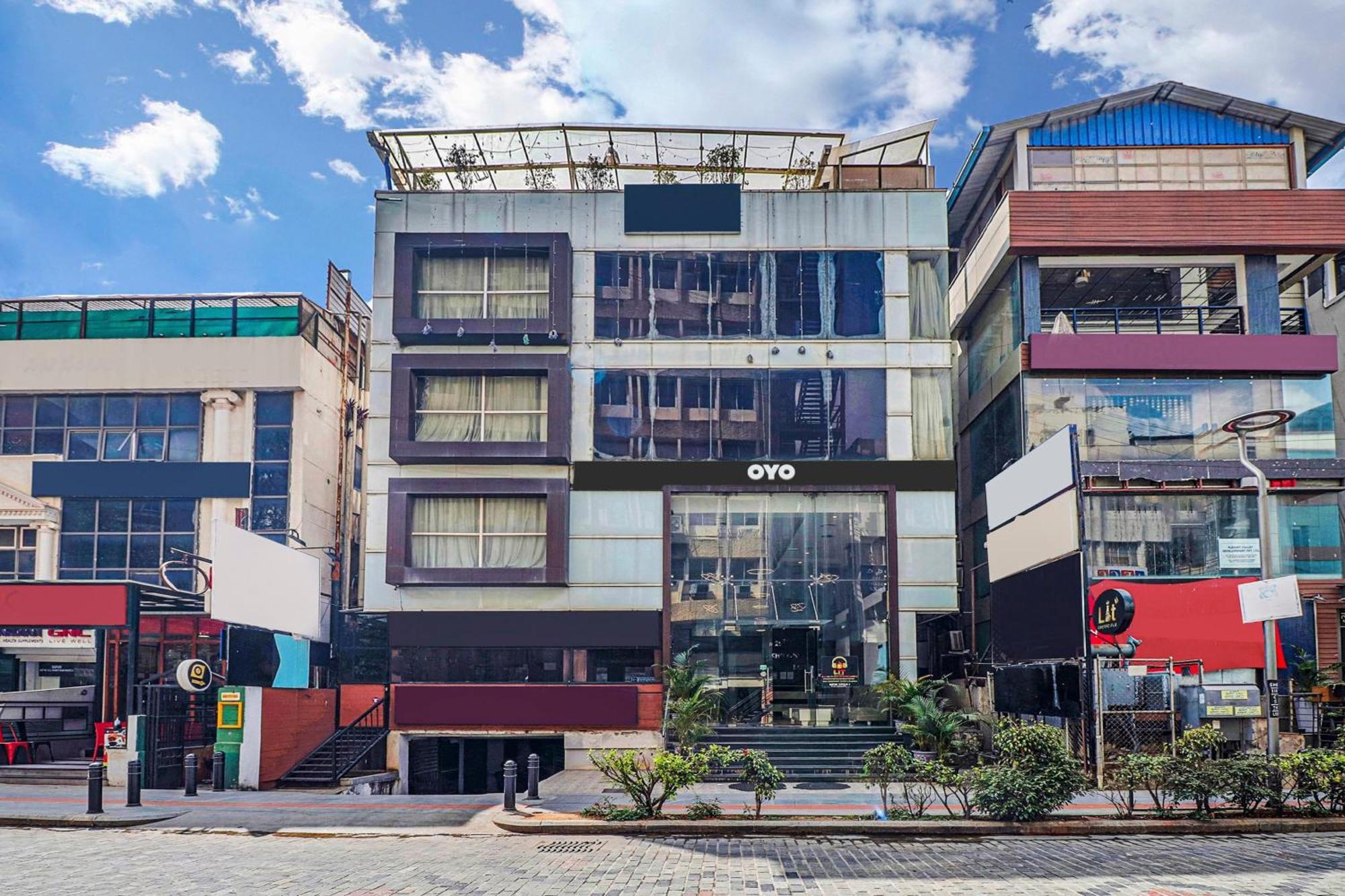 Collection O 29 Church'S Inn Near Cubbon Park バンガロール エクステリア 写真