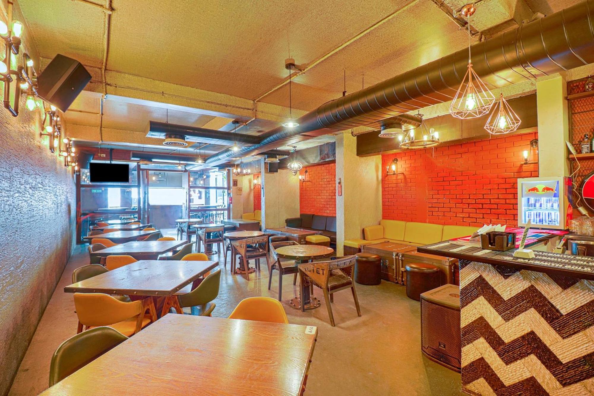 Collection O 29 Church'S Inn Near Cubbon Park バンガロール エクステリア 写真